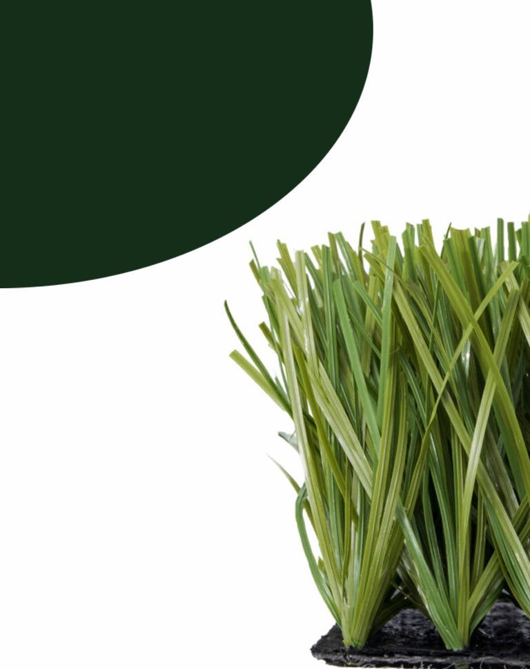 pasto sintético con fondo blanco