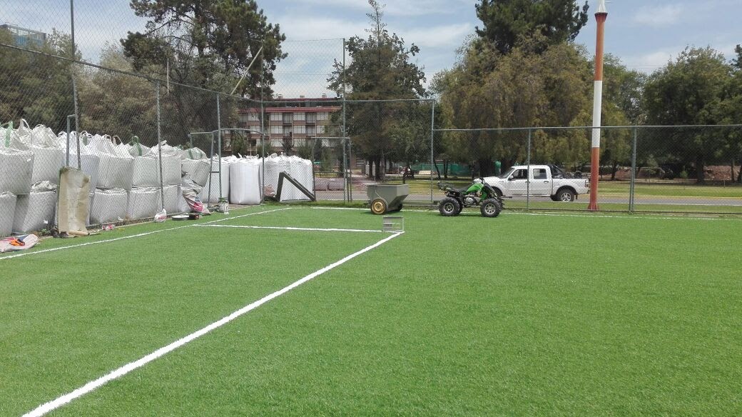 Pasto sintético para canchas