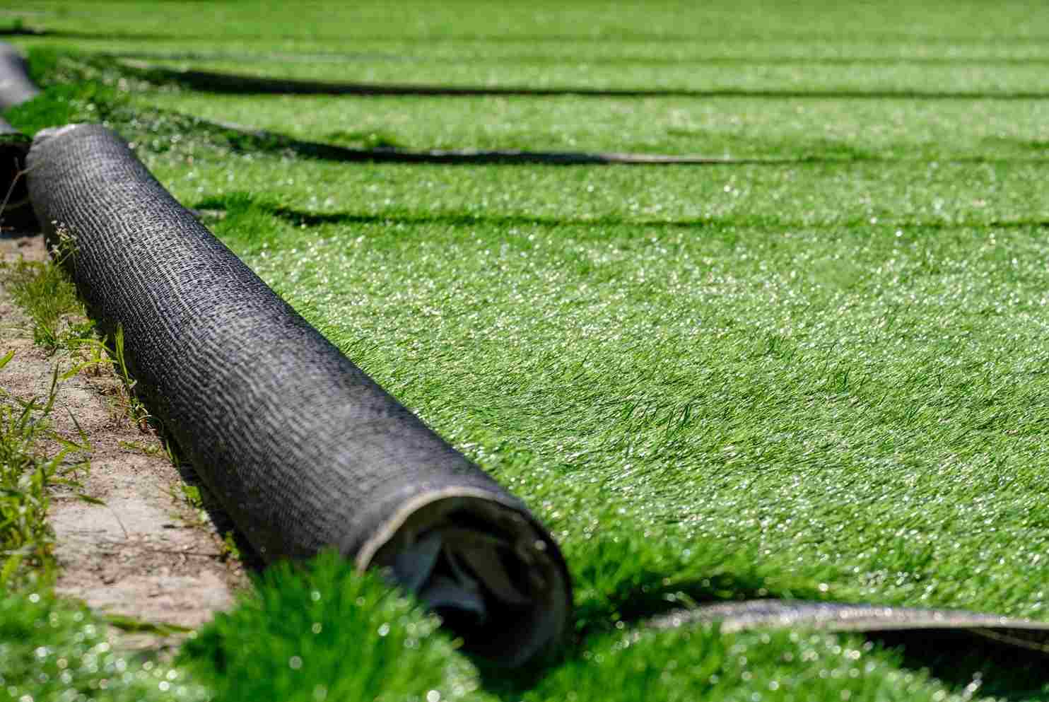 pasto sintético en rollo
